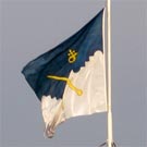 Zastava Stare Pazove istaknuta na krovu